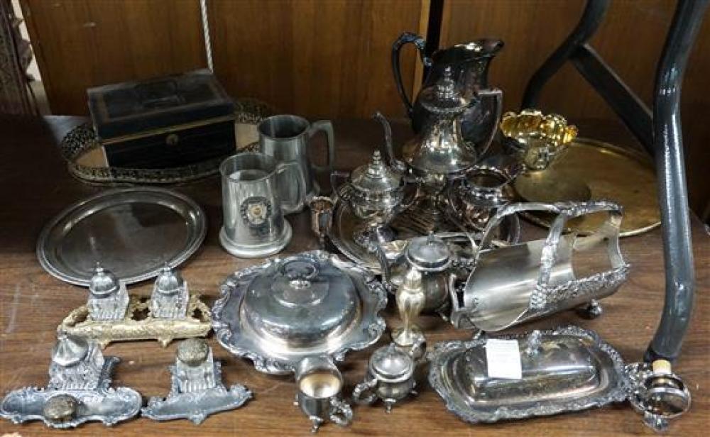COLLECTION OF SILVER PLATE TABLE 31f8a4