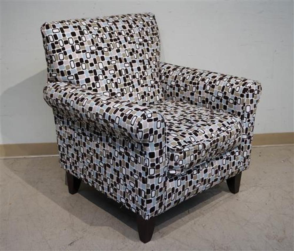 CONTEMPORARY UPHOLSTERED LOUNGE CHAIRContemporary