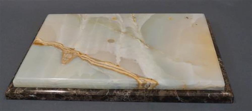ONYX AND MARBLE PLINTHOnyx and
