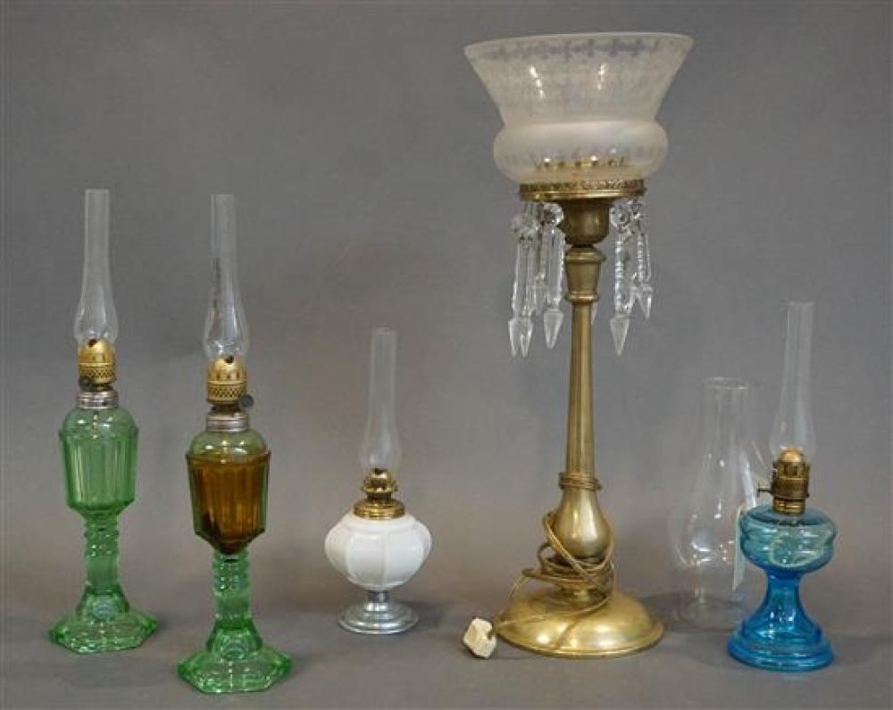 FOUR VICTORIAN GLASS OIL LAMPS 31f994