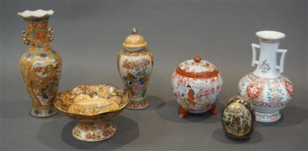 SIX JAPANESE IMARI AND SATSUMA 31fa17