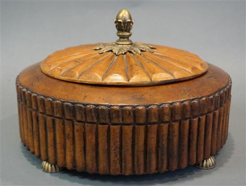 GILT METAL AND FRUITWOOD ROUND 31fa99