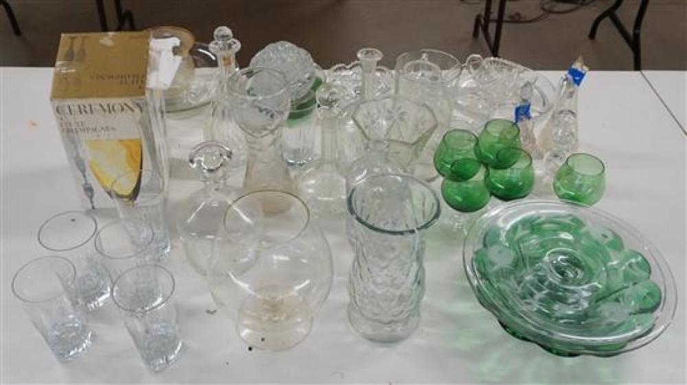 GROUP OF CRYSTAL AND GLASS TABLE