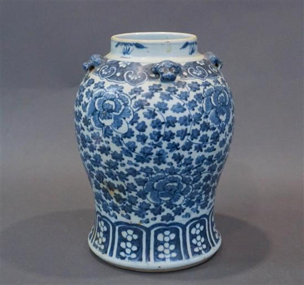 CHINESE BLUE AND WHITE PORCELAIN 31fbf2