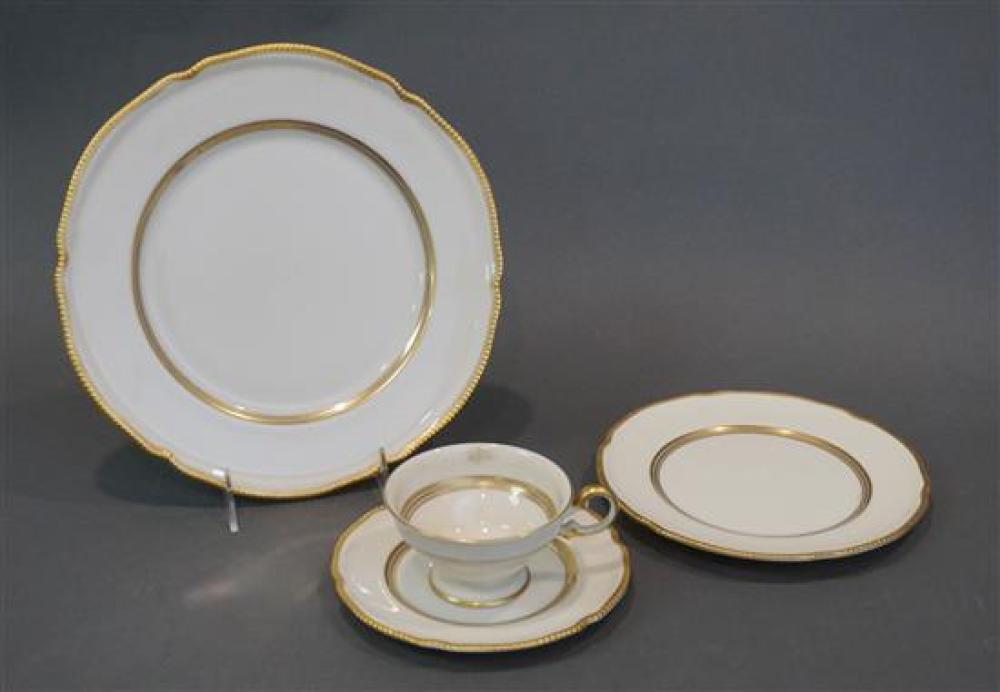 CASTLETON CHINA 'REGAL' 42-PIECE