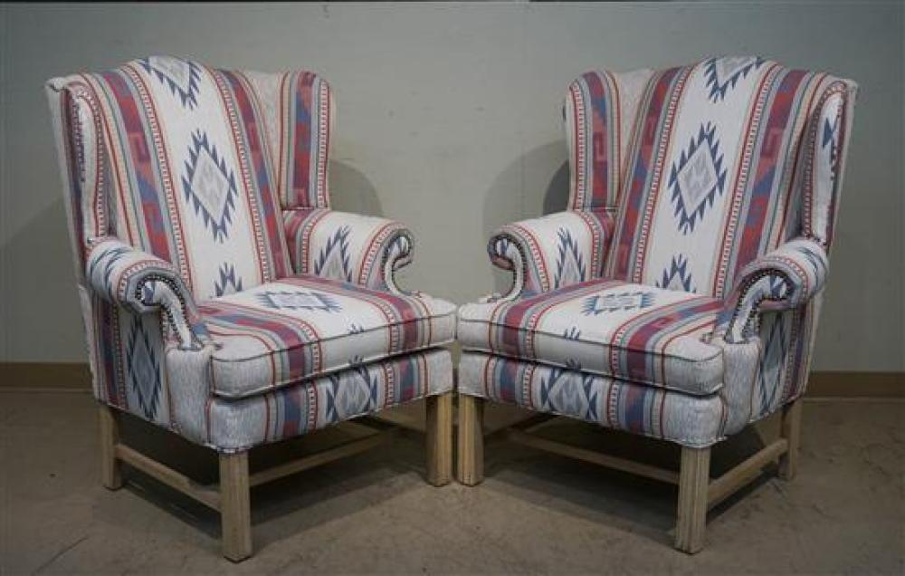 PAIR OF SOUTHERN FURNITURE KILIM 31fc40