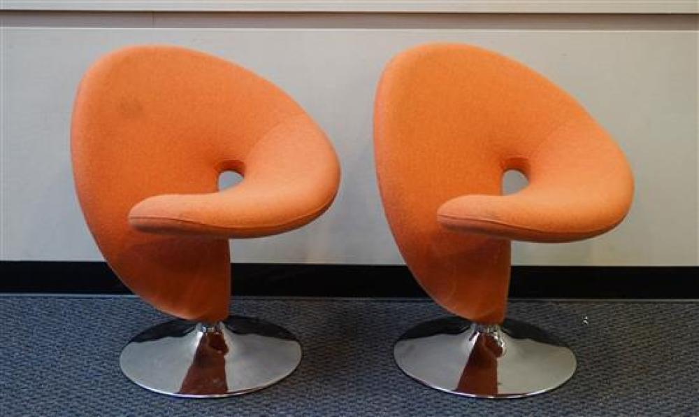 PAIR OF CONTEMPORARY ORANGE UPHOLSTERED 31fd70