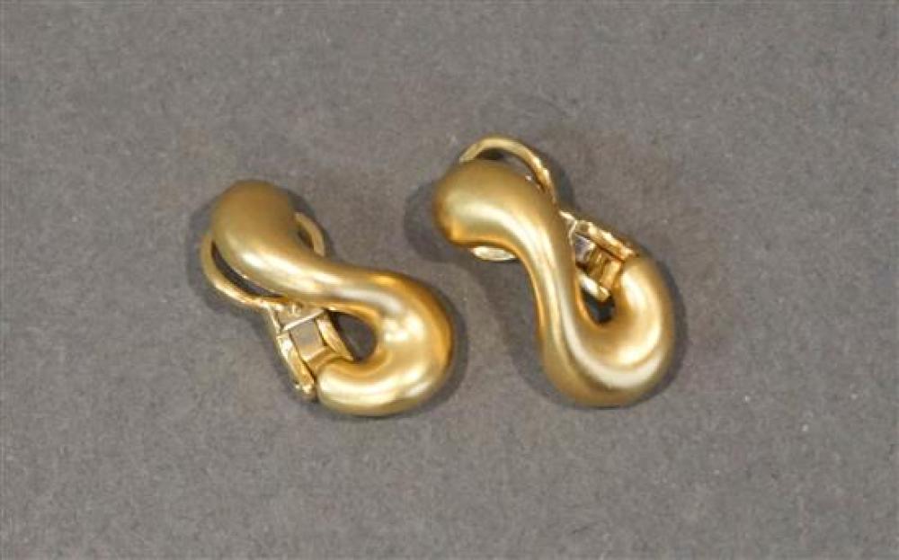 PAIR OF POMELLATO 18 KARAT YELLOW GOLD 31fe0f