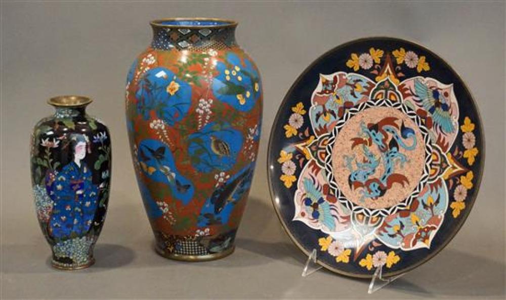 TWO JAPANESE CLOISONN VASES AND 31fed0