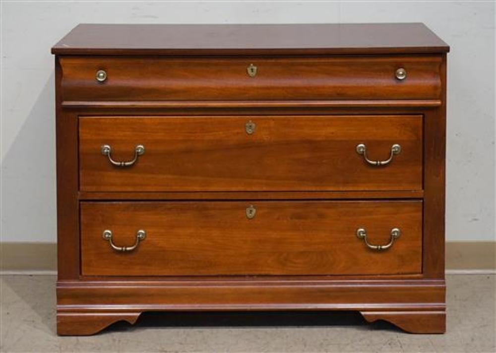 CONTEMPORARY CHERRY FINISH THREE DRAWER 31fed1