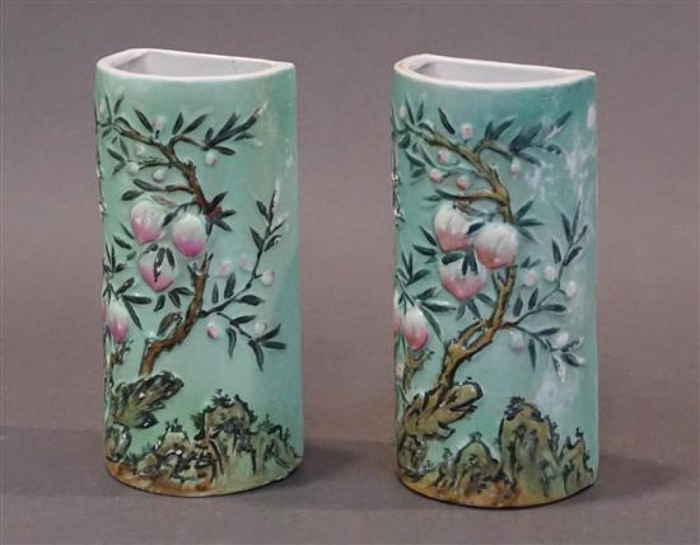 PAIR OF CHINESE 'PEACH TREE' PORCELAIN