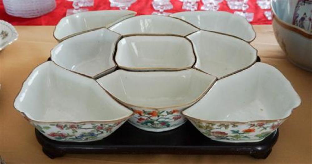 CHINESE FAMILLE PORCELAIN SWEET 320123