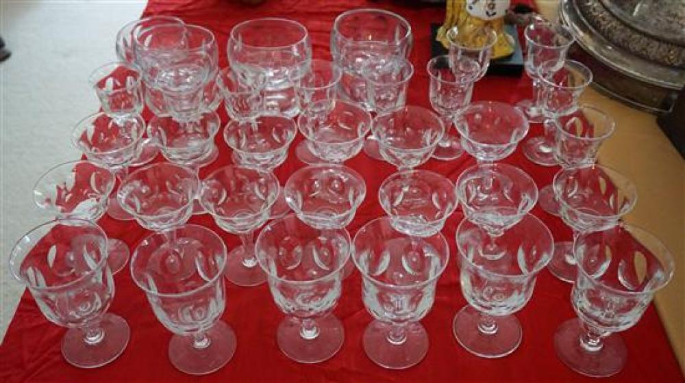 SCOTTISH CRYSTAL STEM TABLE SERVICEScottish