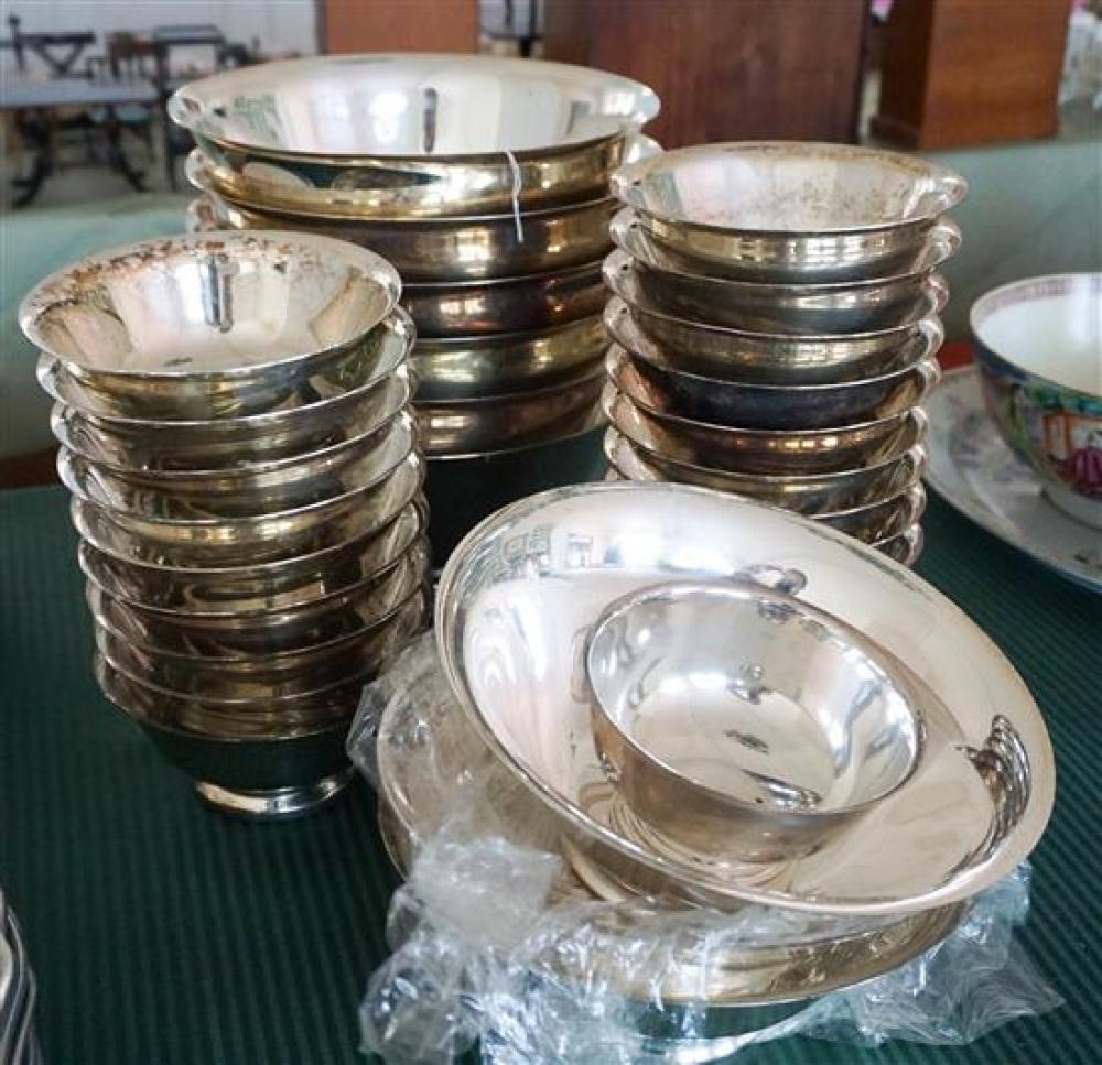 GROUP OF ASSORTED SILVERPLATE REVERE 3201cf