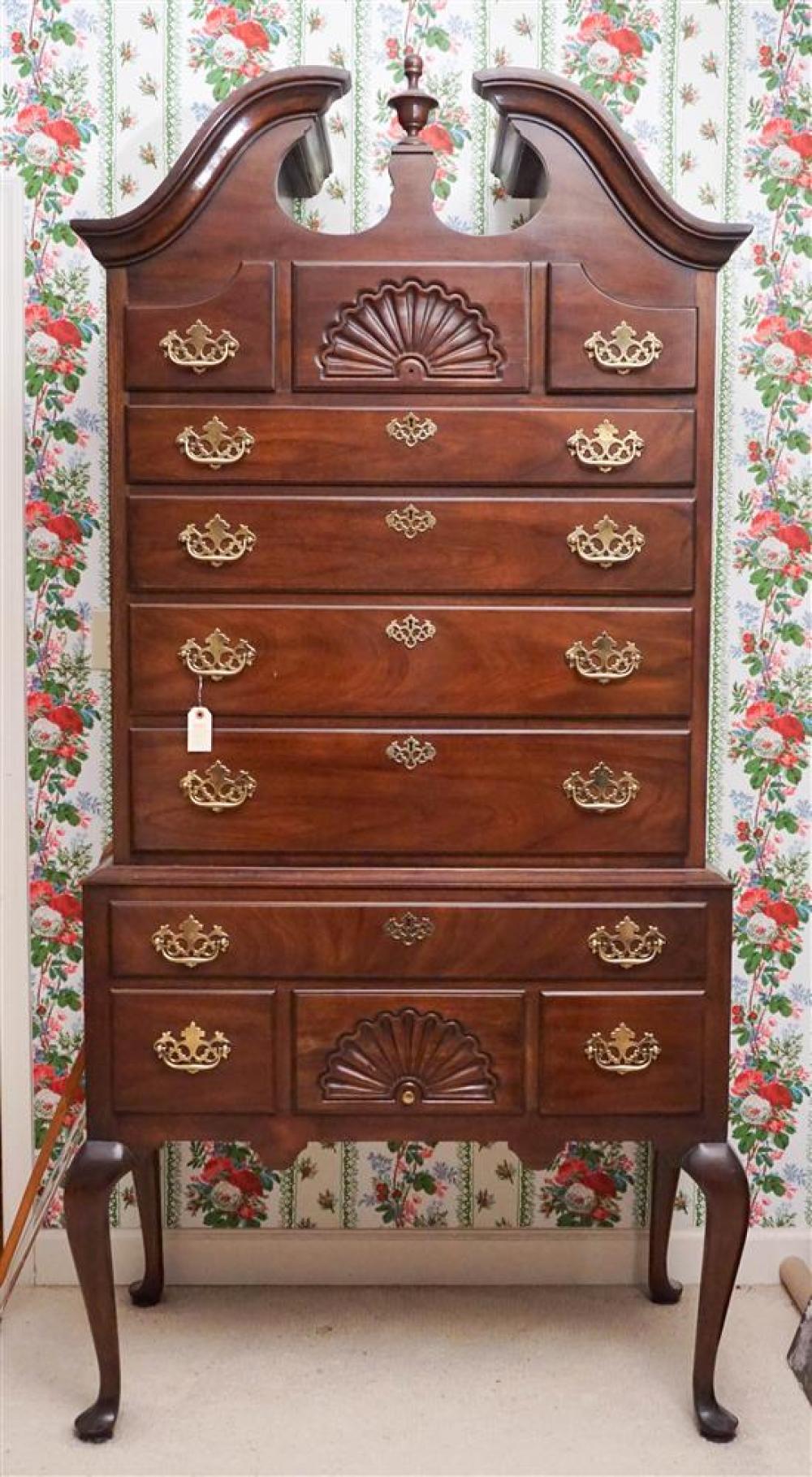 DREXEL QUEEN ANNE STYLE MAHOGANY 32025e