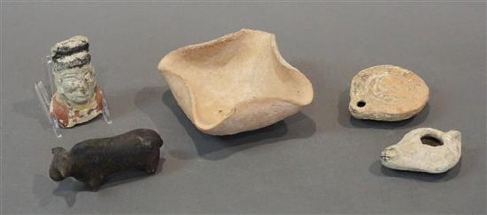 GROUP OF FIVE ANCIENT POTTERY ARTIFACTSGroup 3202f3
