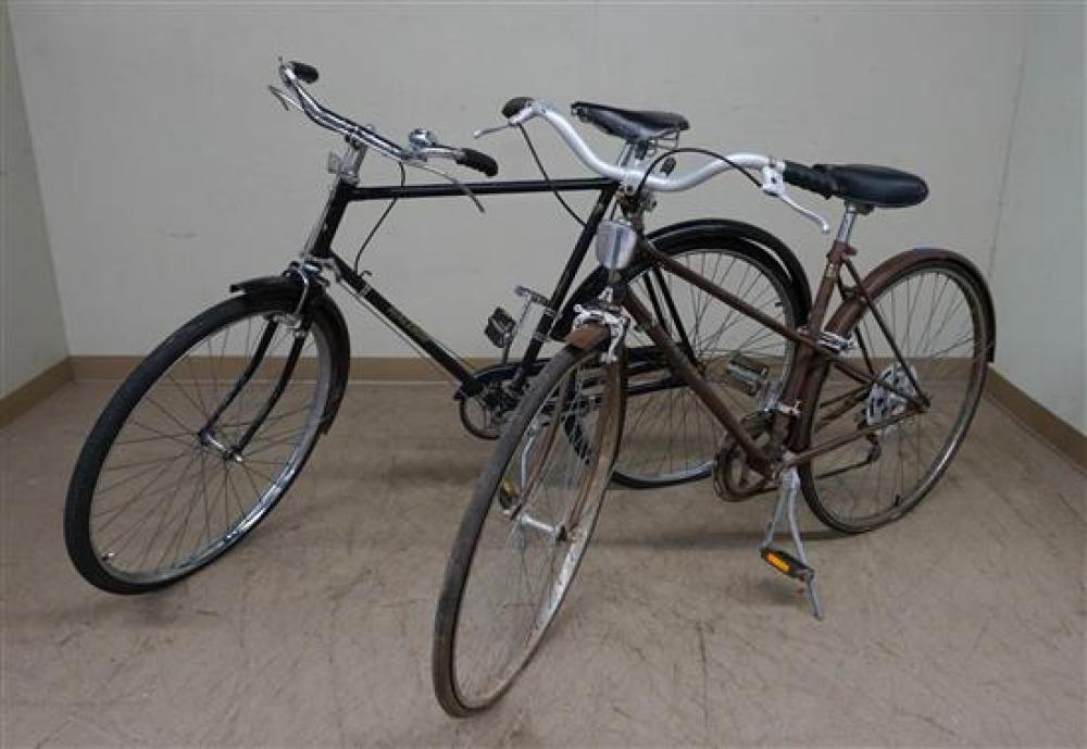 TWO RALEIGH TOURIST BICYCLESTwo 32033b
