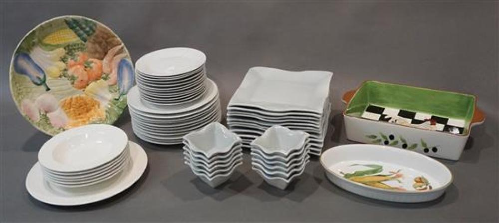 GROUP OF ASSORTED CERAMIC TABLE 320370