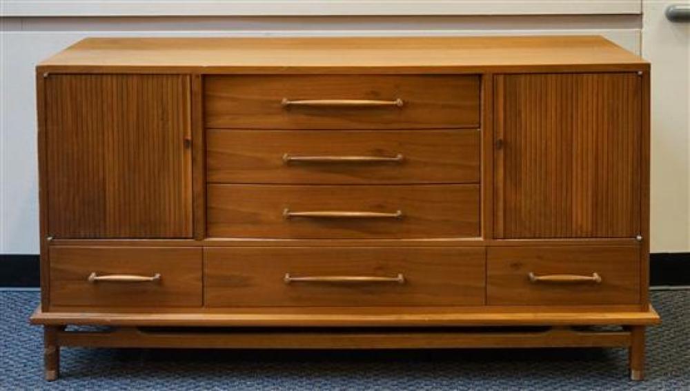 ROBINSON MID-CENTURY WALNUT DRESSER,