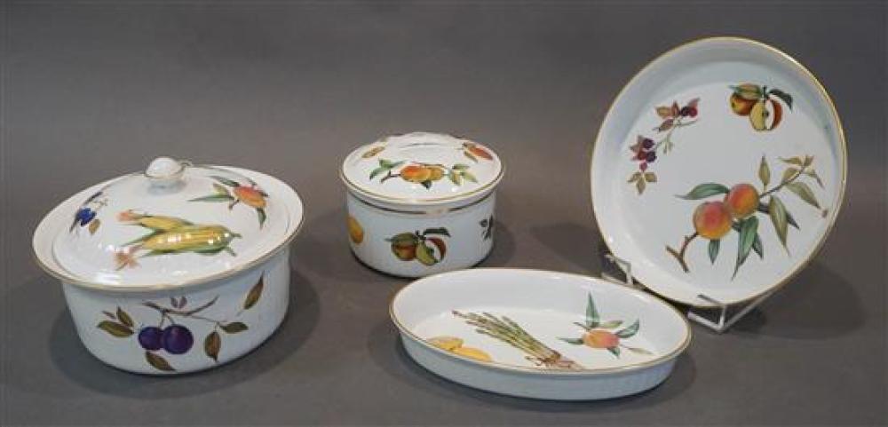 FOUR ROYAL WORCESTER EVESHAM  3206d0