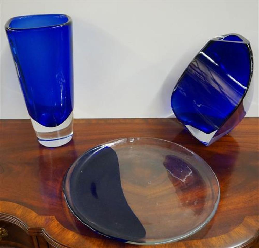 TWO COBALT GLASS VASES AND PLATE  3208cd