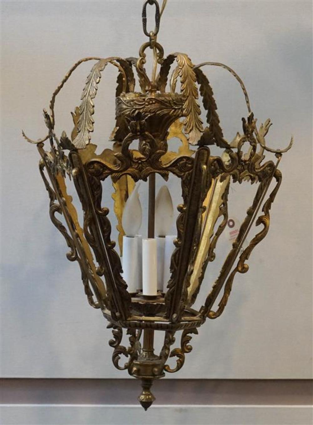 LOUIS XV STYLE GILT METAL LIGHT 320989