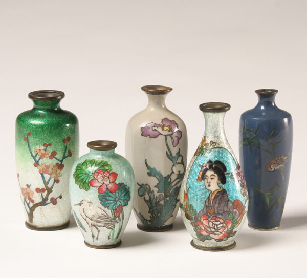 Vintage Japanese vases one hand 5010b