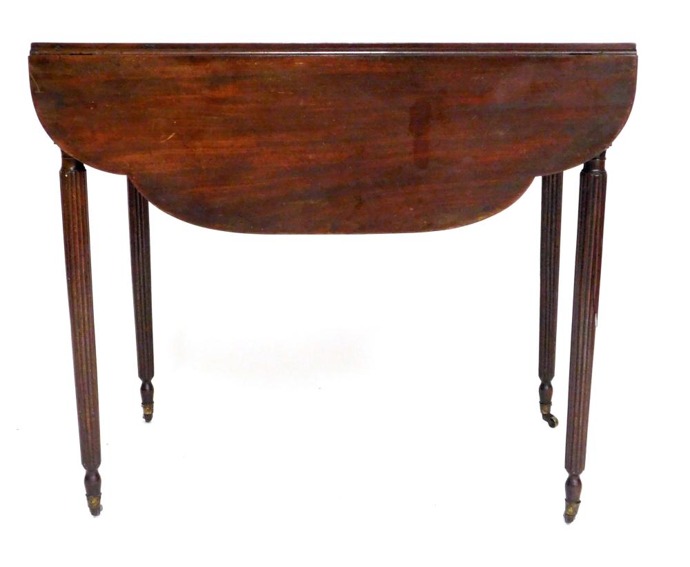 PEMBROKE TABLE, AMERICAN, C. 1800,