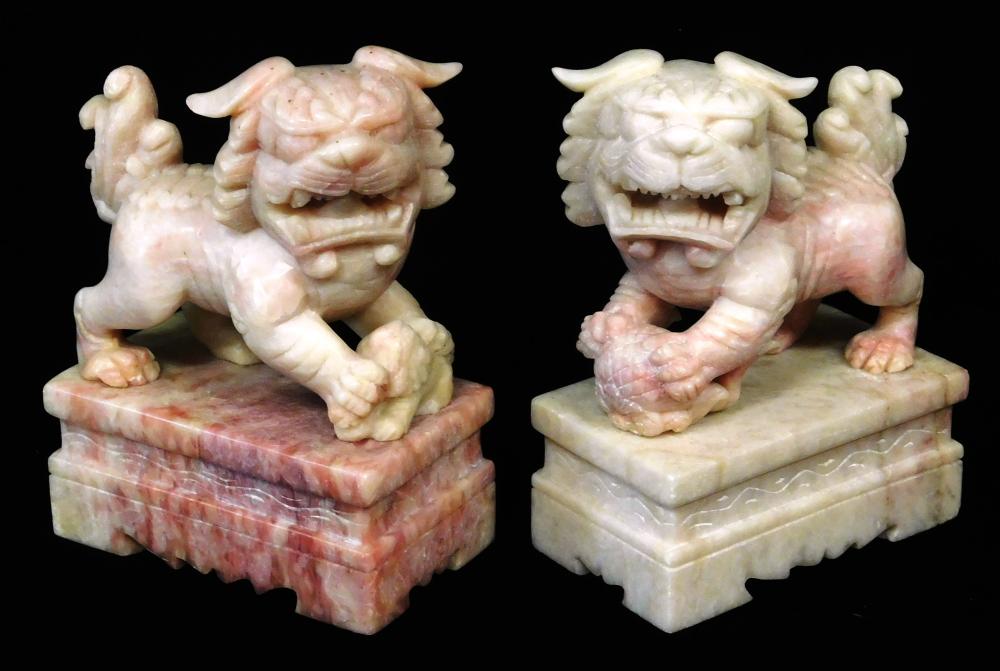 ASIAN PAIR OF CARVED STONE FOO 31e767