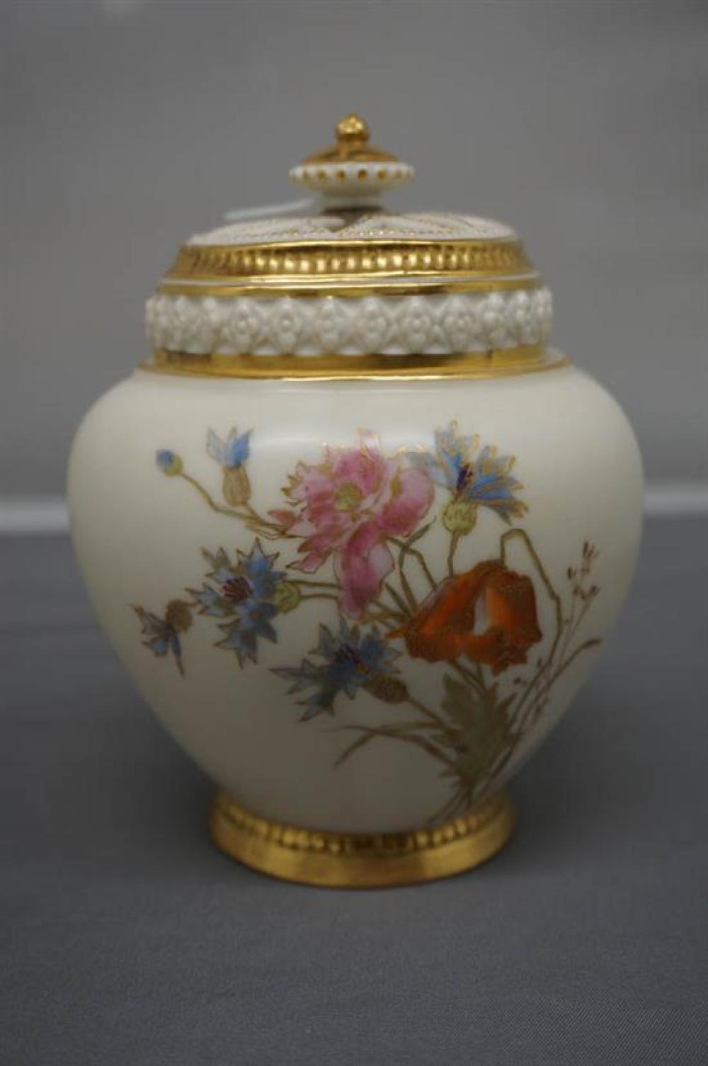 ROYAL WORCESTER PORCELAIN ROSE 31edc5