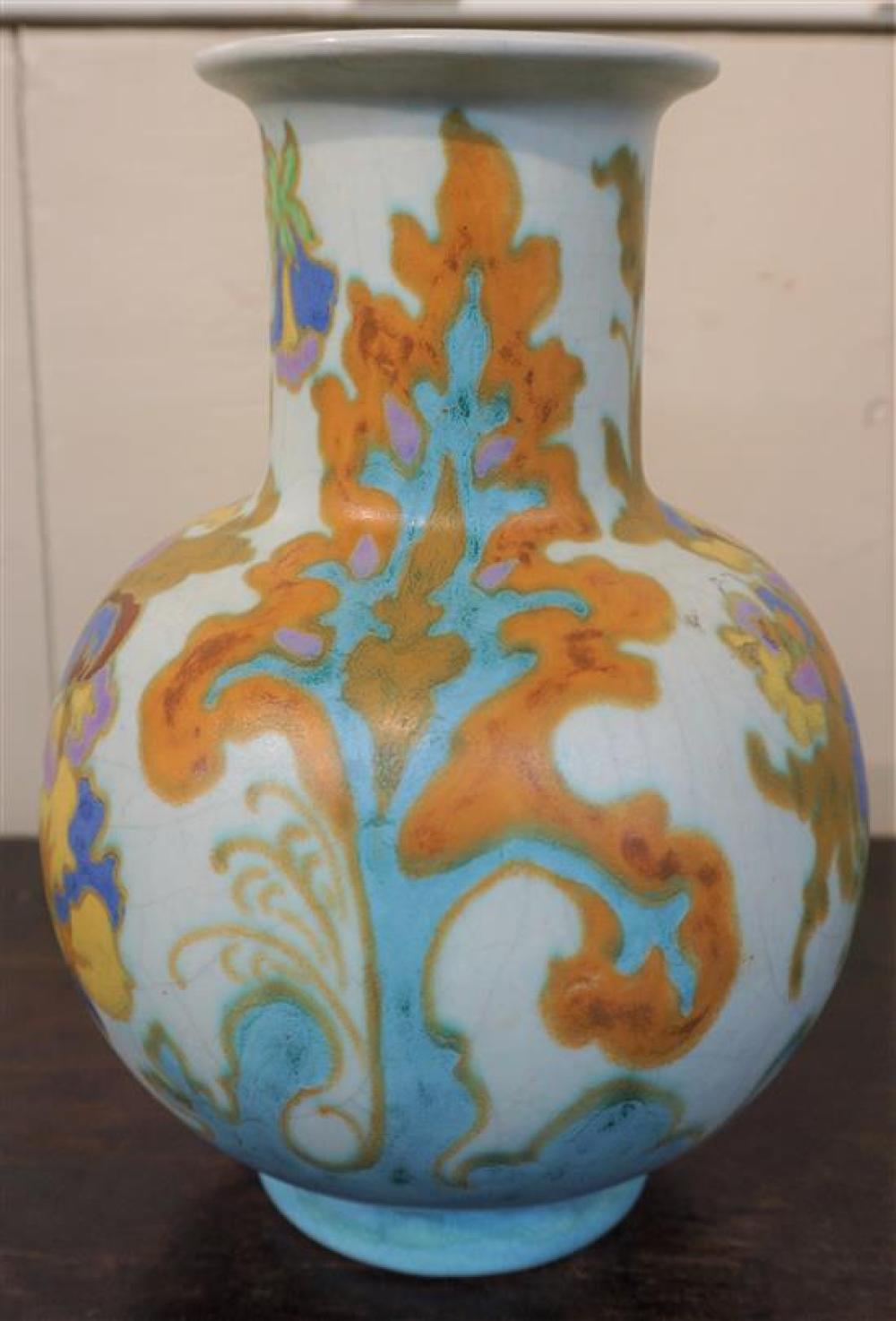 AMPHORA VASEAmphora Vase