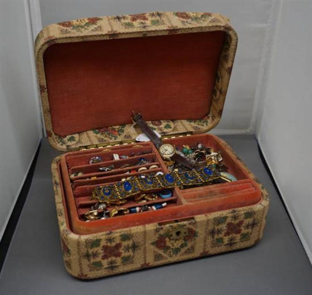 BOX WITH COSTUME JEWELRYBox with