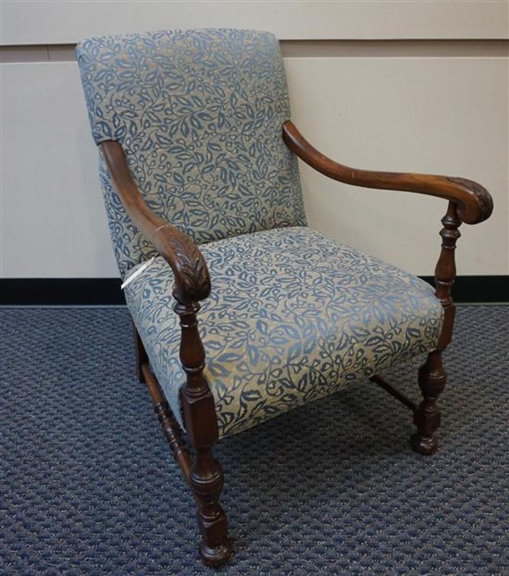 JACOBEAN STYLE WALNUT UPHOLSTERED 31ef1c