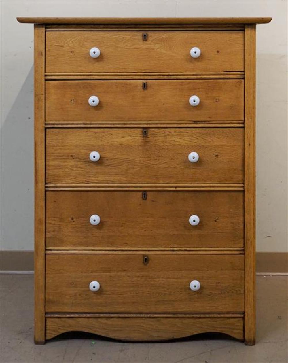 OAK CHEST OF DRAWERSOak Chest of Drawers,