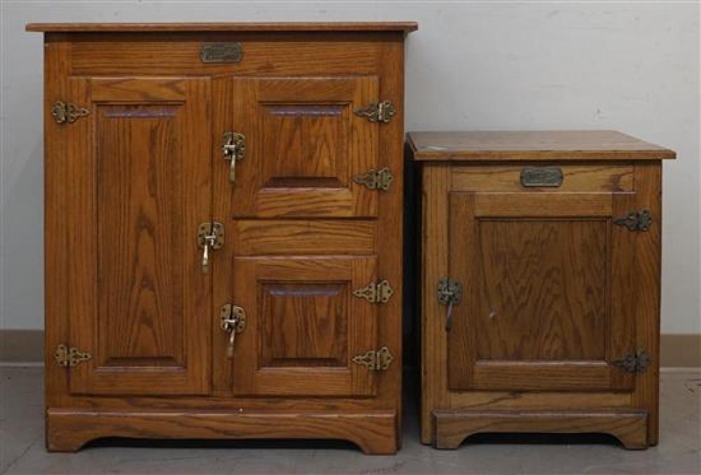 TWO WHITE CLAD COMPANY OAK REPRODUCTION 31eff7