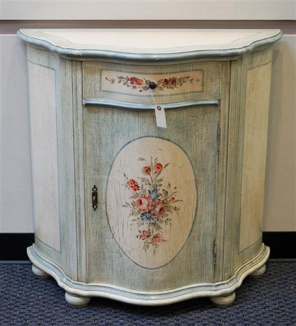 ROCOCO STYLE CREAM AND LIGHT BLUE