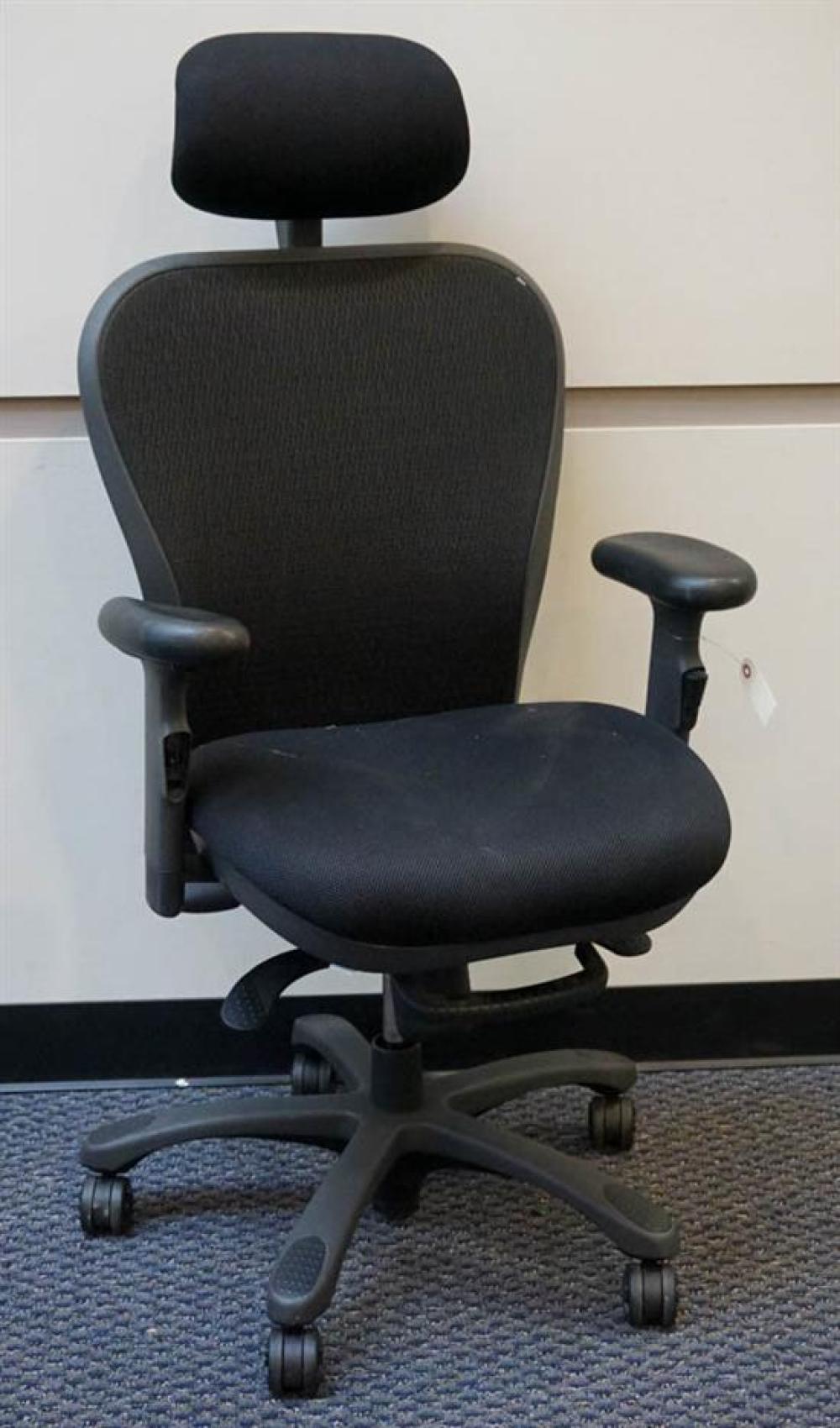 MESH OFFICE SWIVEL CHAIRMesh Office