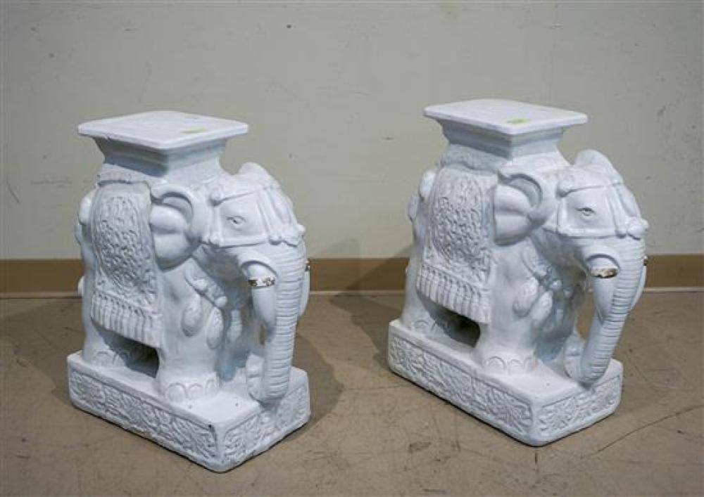 PAIR OF ASIAN WHITE GLAZED STONEWARE 31f1d4