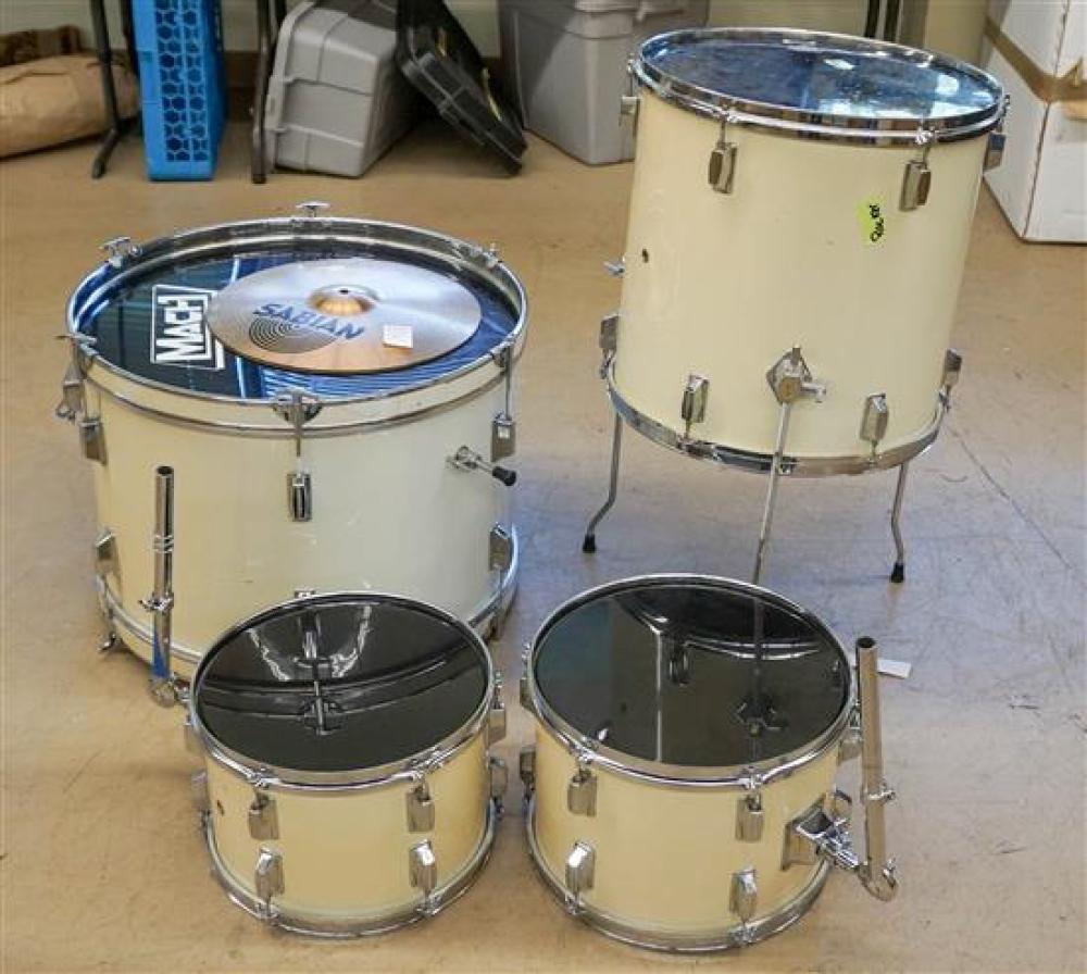 LUDWIG ROCKER FOUR PIECE DRUM SET 31f1f3