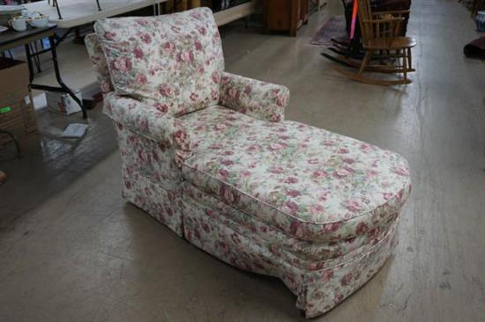 UPHOLSTERED CHAISE LOUNGEUpholstered 31f2a3