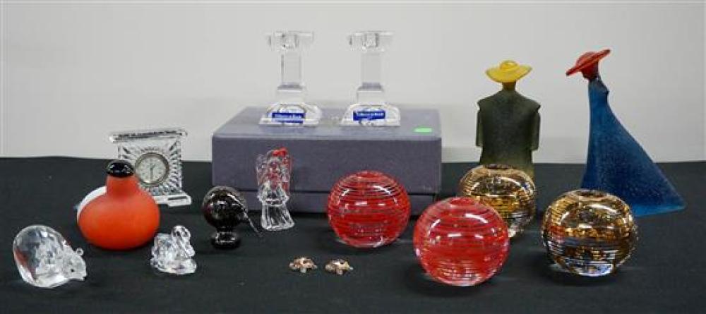 GROUP OF CONTEMPORARY CRYSTAL TABLE