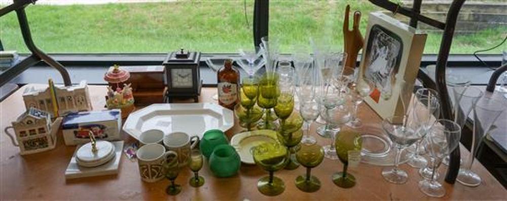 GROUP OF GLASSWARE, DESK CLOCK,