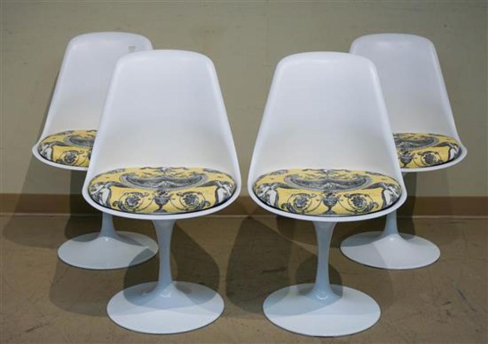 SET OF FOUR SAARINEN STYLE TULIP