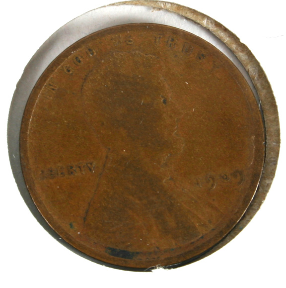 Two 1909 VDB Lincoln Head Cents