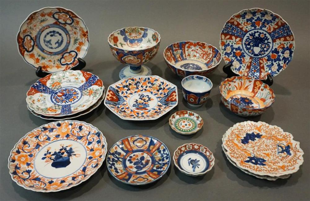 COLLECTION OF FOURTEEN IMARI TABLE 321d40