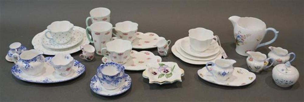 THIRTY EIGHT SHELLEY PORCELAIN 321e5b