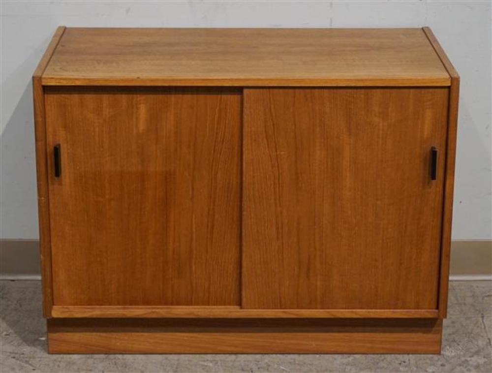 MID-CENTURY MODERN TEAK DOUBLE