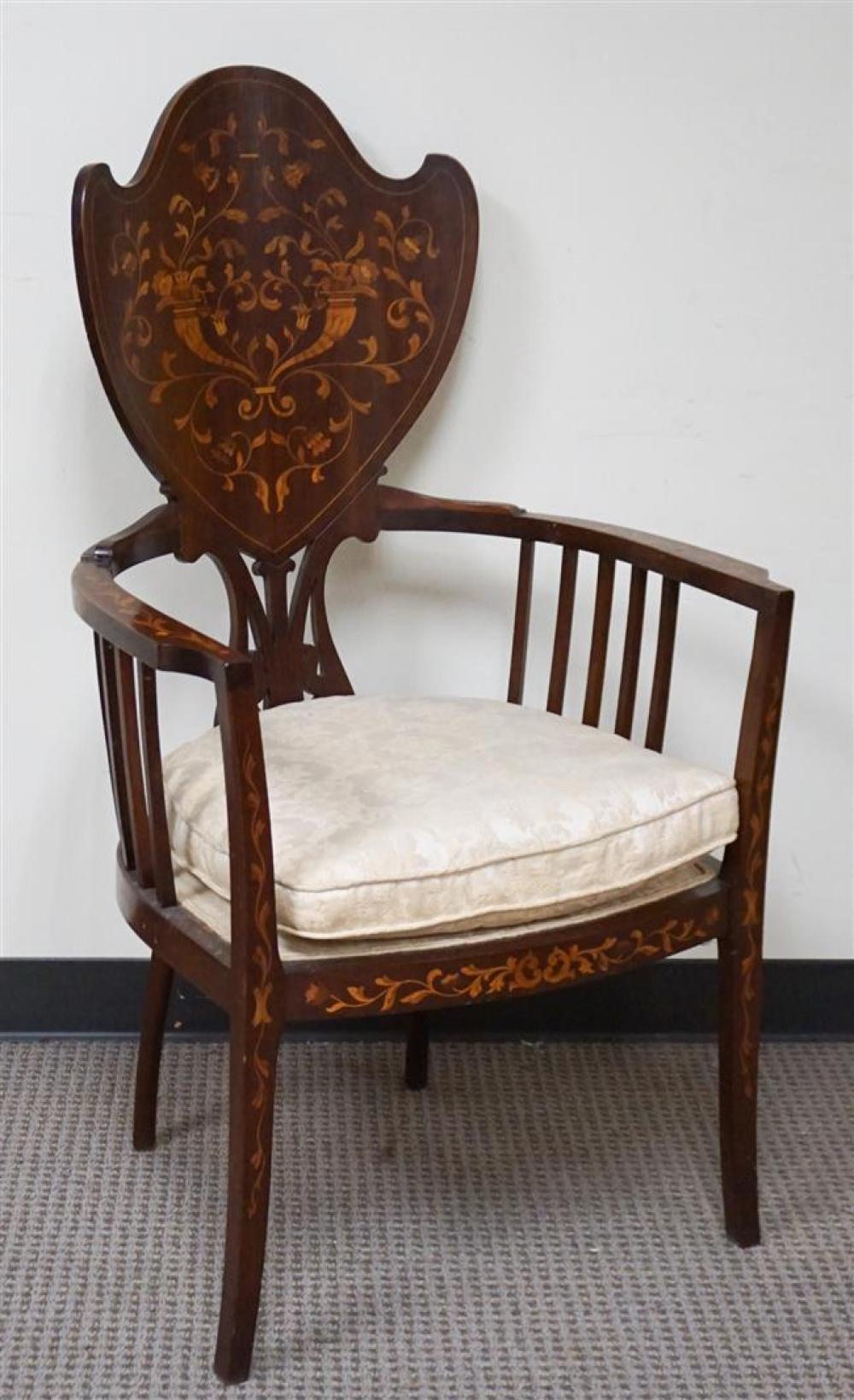 EDWARDIAN MARQUETRY MAHOGANY SHIELD