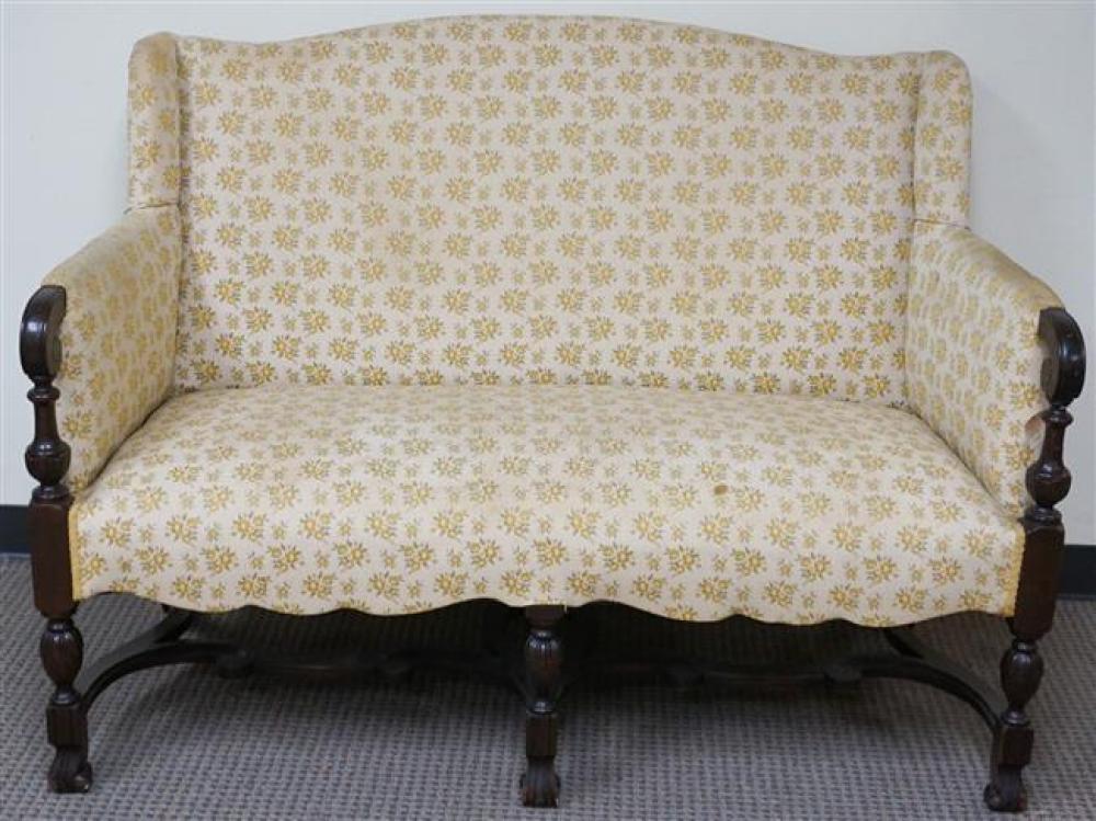 WILLIAM AND MARY STYLE WALNUT FLORAL 322115