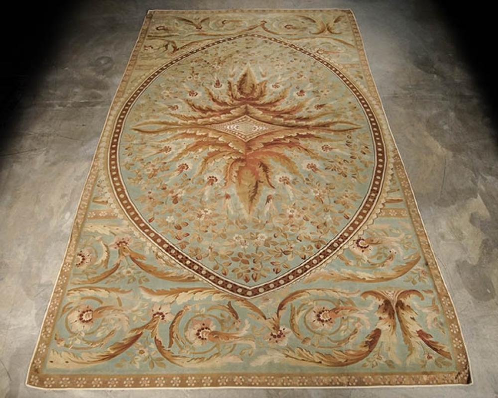 AUBUSSON RUG 19TH-EARLY 20TH CENTURY